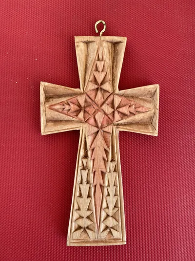 Chip carved cross by Kevin Lawson